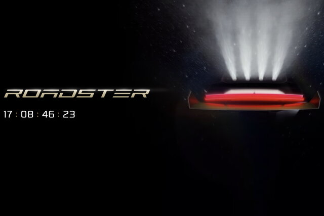 Tesla Roadster: cambia tutto e avr&agrave; motori jet