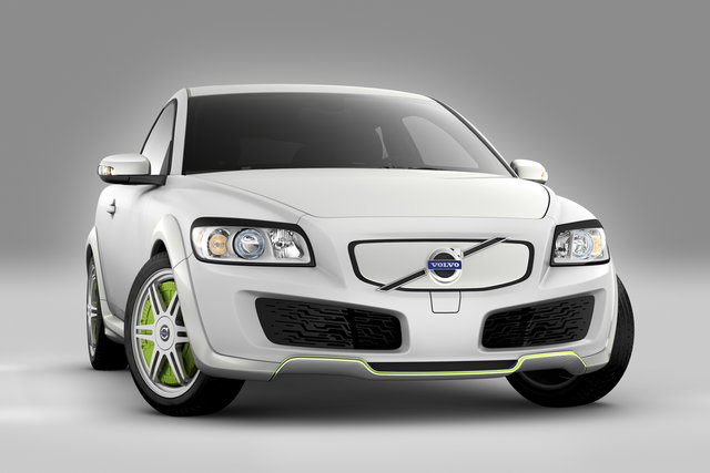Sempre più vicina la cessione della Volvo ai cinesi della Geely