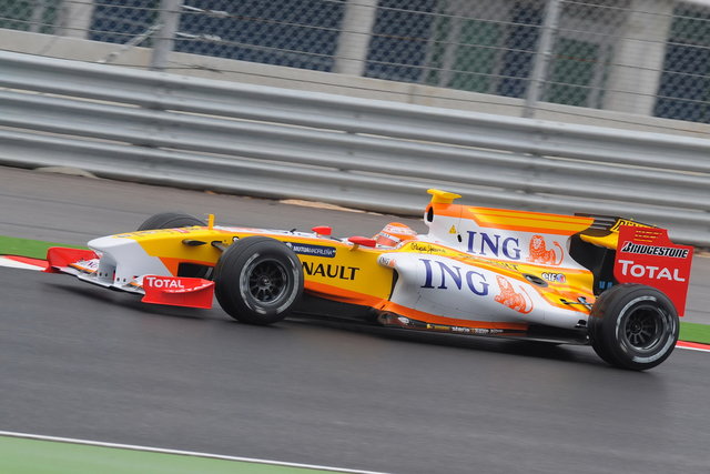 La Renault sarà in F1 nel 2010, poi si vedrà