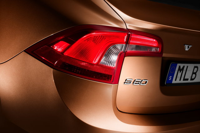 volvo s60  08