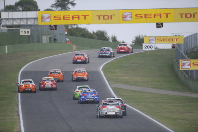 Al via il campionato Seat Leon Eurocup
