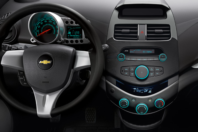 new spark lt 2010 gallery interior download 02