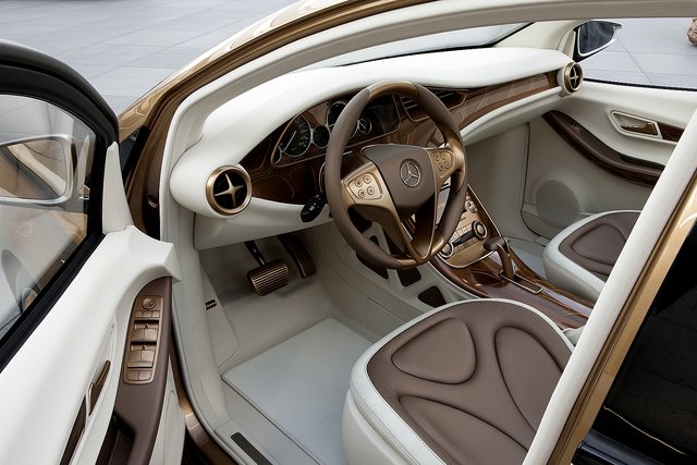 mercedes bluezero 02