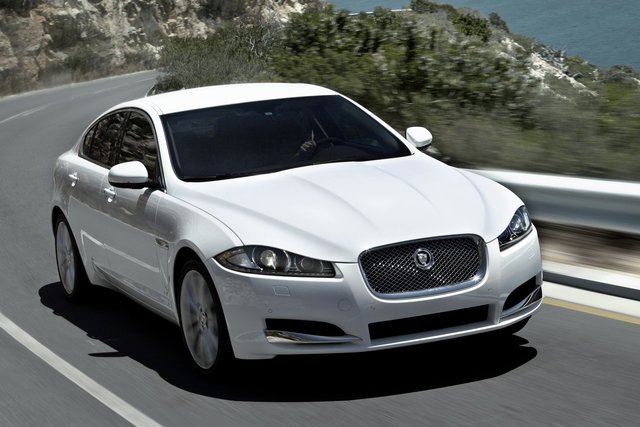 jaguar xf 2011