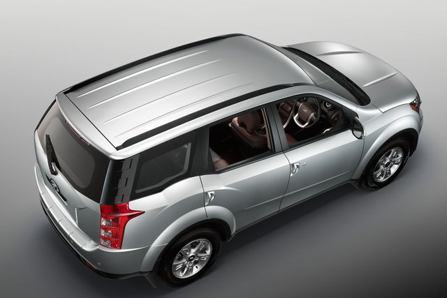 mahindra xuv500 05