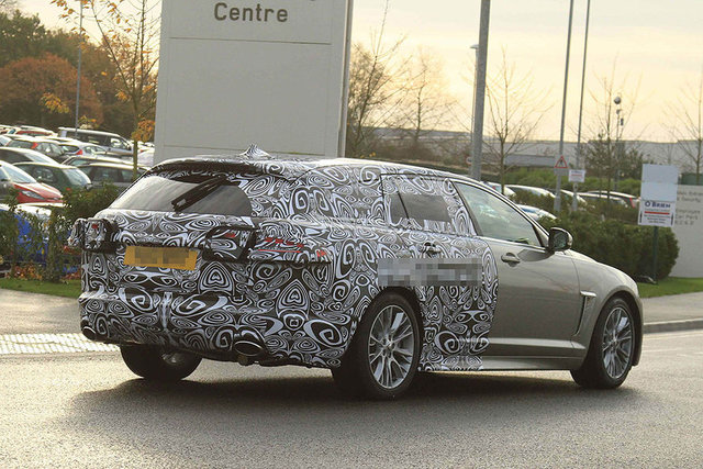 jaguar xf sportbrake spy 3
