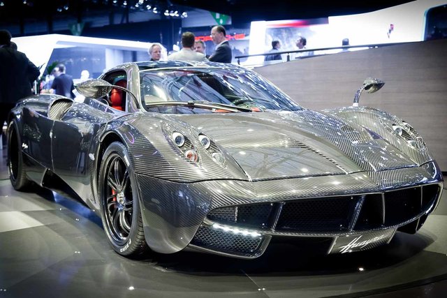 huayra pagani 2