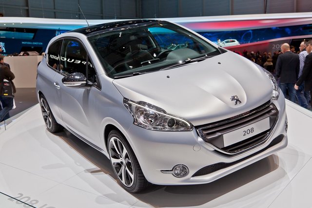 peugeot 208 1