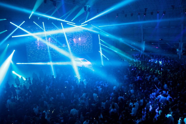 peugeot 208 evenot milano bob sinclare 08