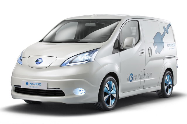 nissan env200 4