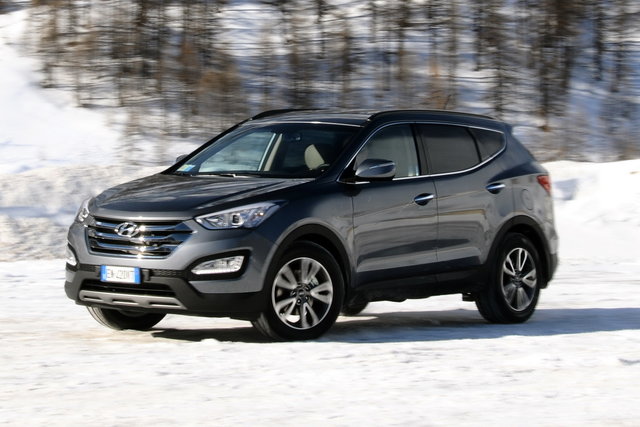 hyundai santafe neve 3