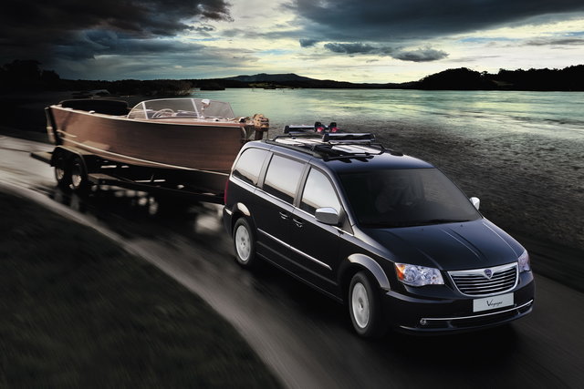 lancia voyager