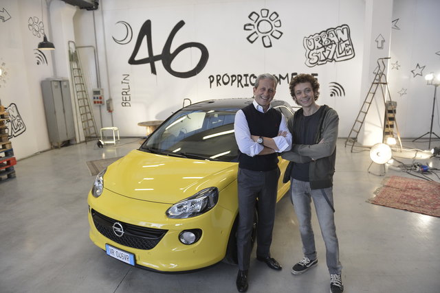 opel adam valentino rossi 2