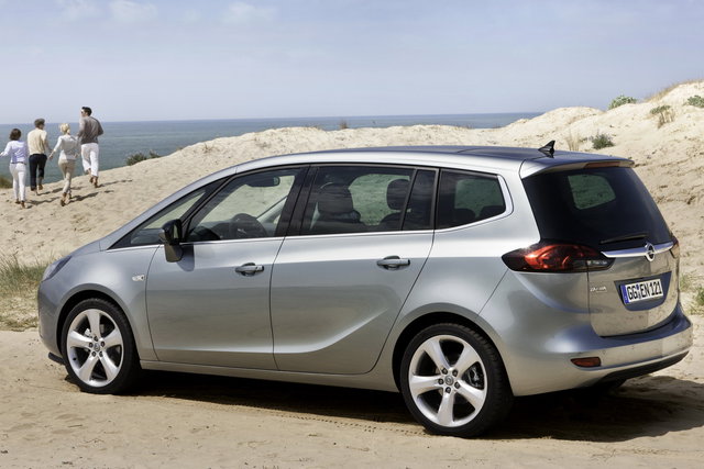 opel zafira grigia 3