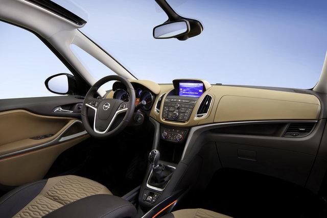 opel zafira grigia 4