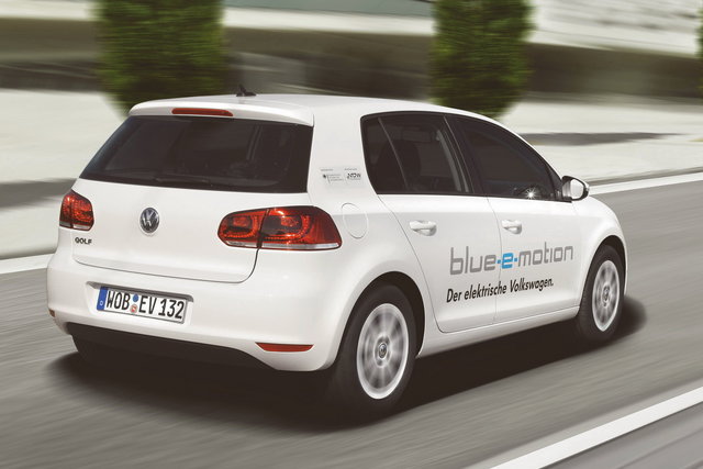 volkswage golf blue e motion 06