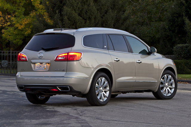 2013 buick enlcave 037