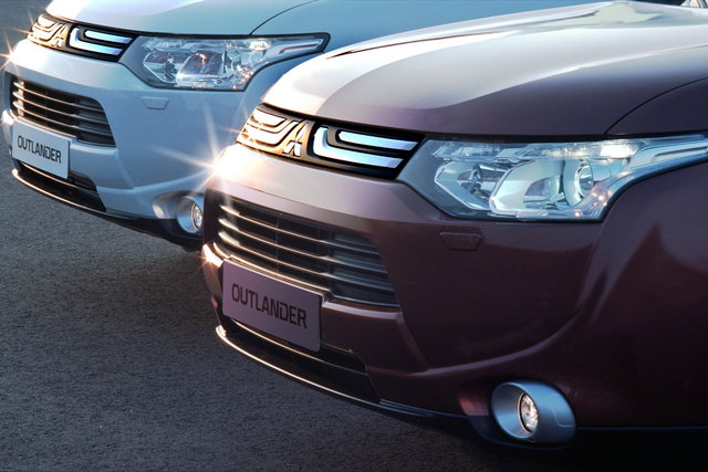 mitsubishi outlander 2013 15