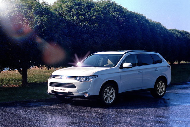 mitsubishi outlander 2013 21