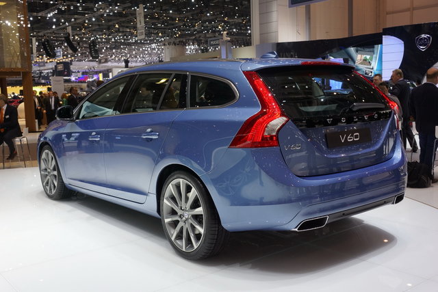 volvo v60 ginevra 2013 2