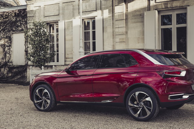 citroen ds wild rubis 02 1