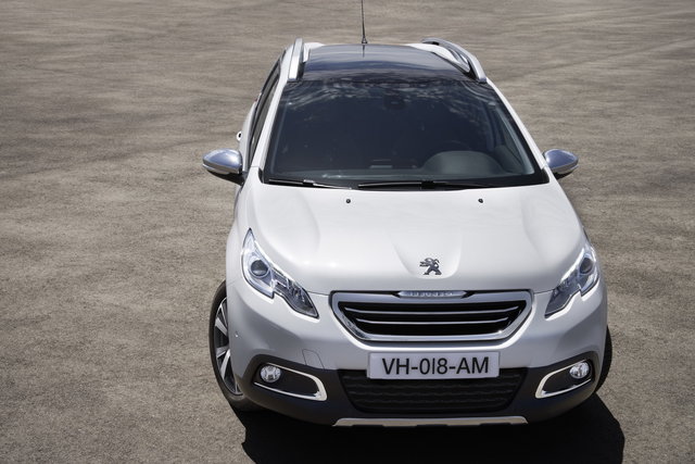 peugeot 2008 08