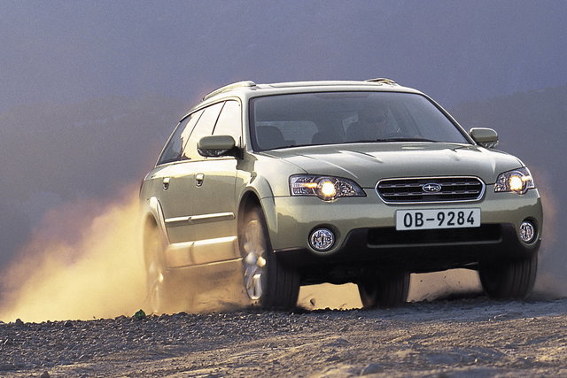subaru autoback 2006 4