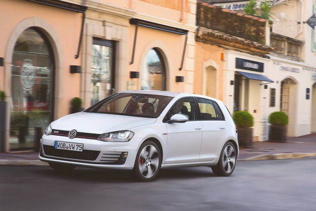 volkswagen golf gti 26