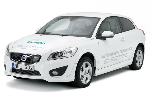 volvo c30 elettrica 17