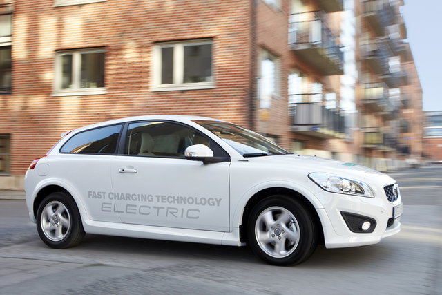 volvo c30 elettrica 21