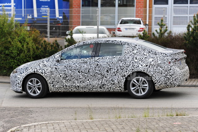chevrolet cruze spy