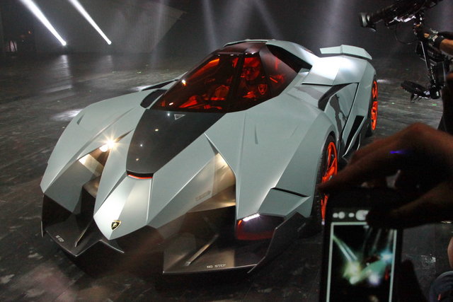 lamborghini egoista 3
