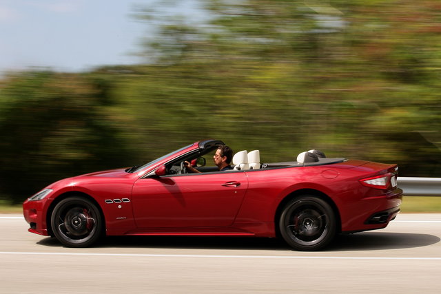 maserati grancabrio 1