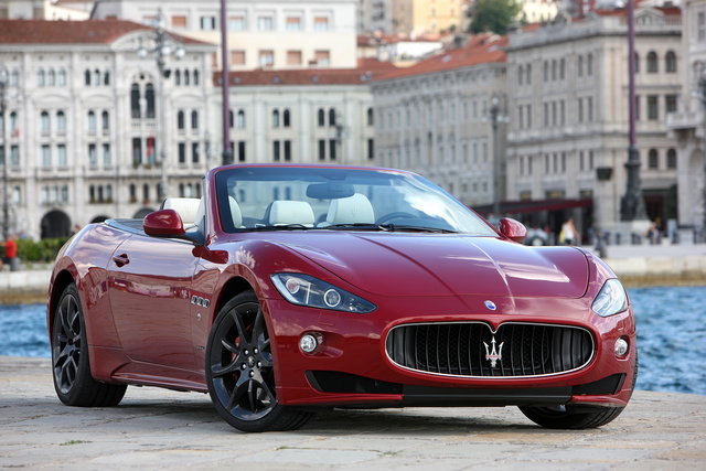 maserati grancabrio 2