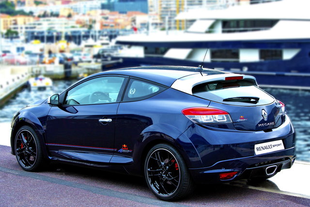 renault megane rs red bull 07
