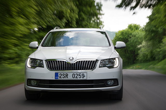 skoda superb restyling 2013 11