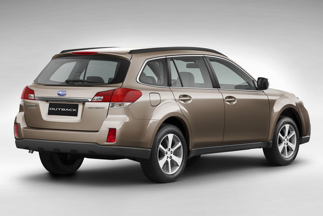 subaru legacy outback 2013 08