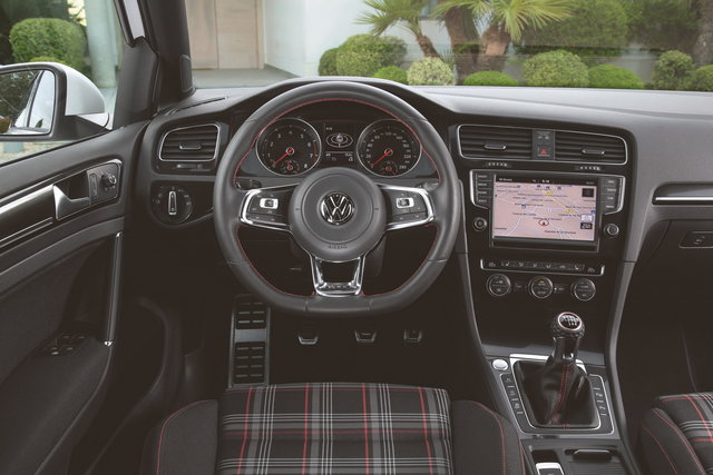 volkswagen golf gti 12