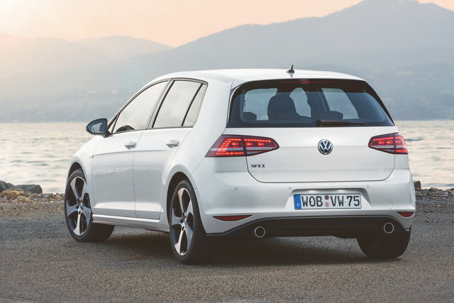 volkswagen golf gti 18
