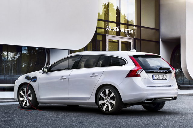 volvo v60 hybrid ibrida 5