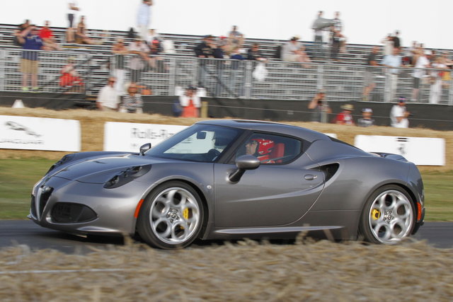 alfa romeo 4c goodwood 4