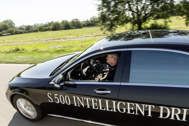 mercedes intelligent drive 06