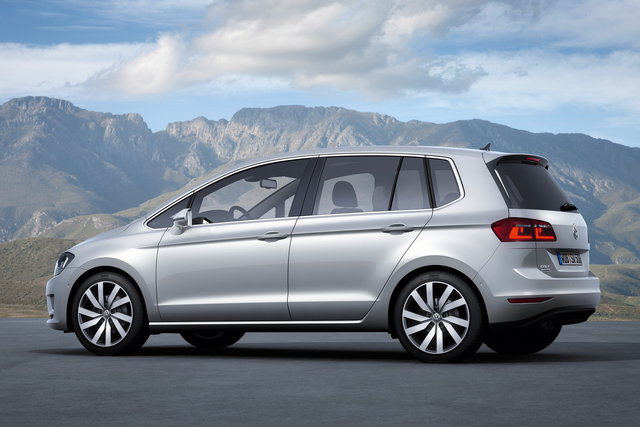 volkswagen golf sportsvan 14