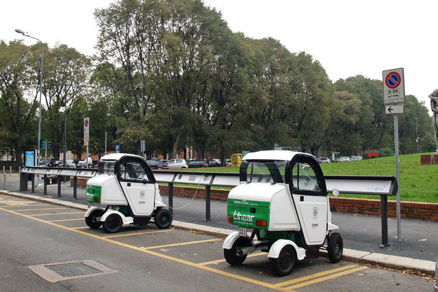 eq car sharing milano elettriche 4