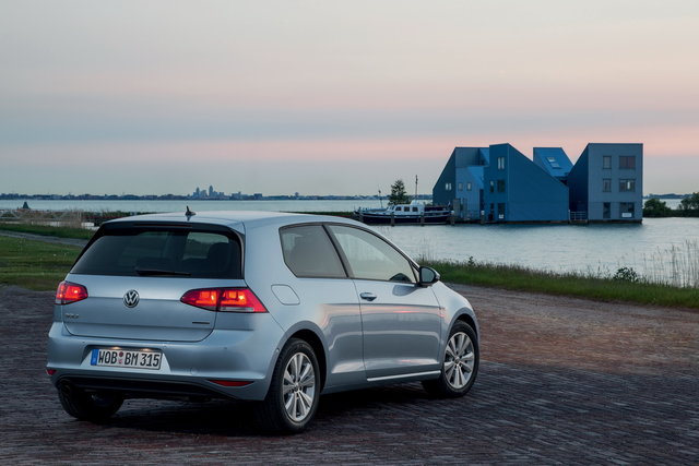 volkswagen golf tdi bluemotion 08