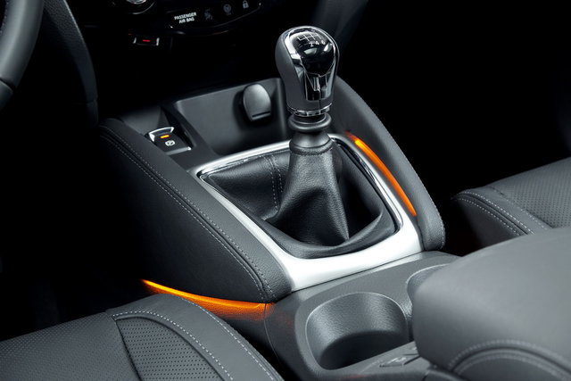 nissan qashqai 2013 06