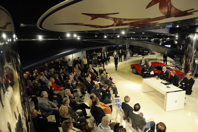 presentazione libro 100 anni maserati 8
