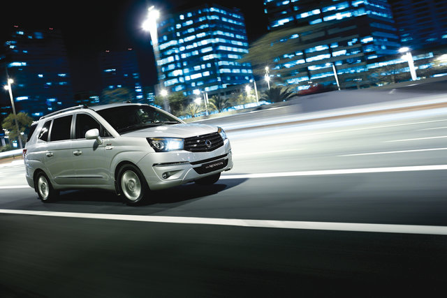 ssangyong rodius 2013 24