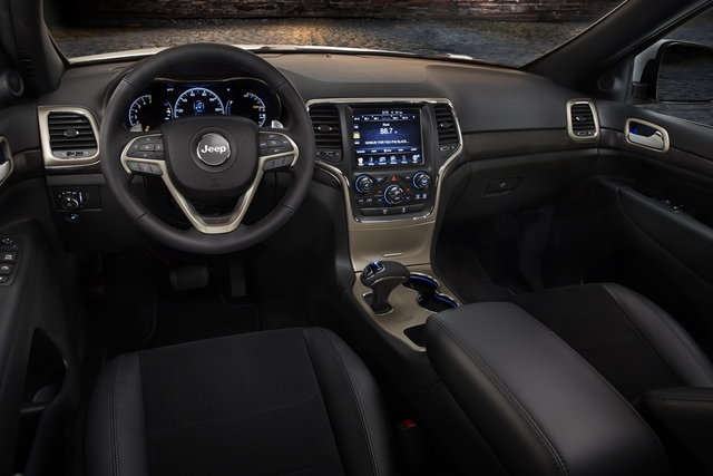 jeep grand cherokee altitude 3