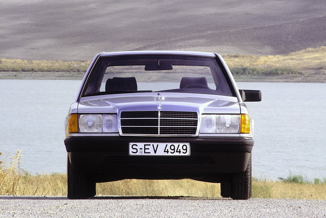 mercedes 190 w201 17